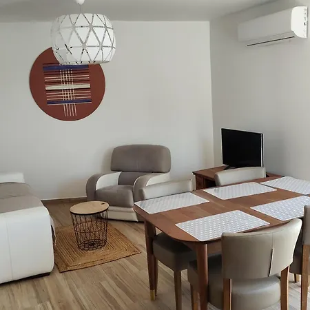 Mimosas - Apartament